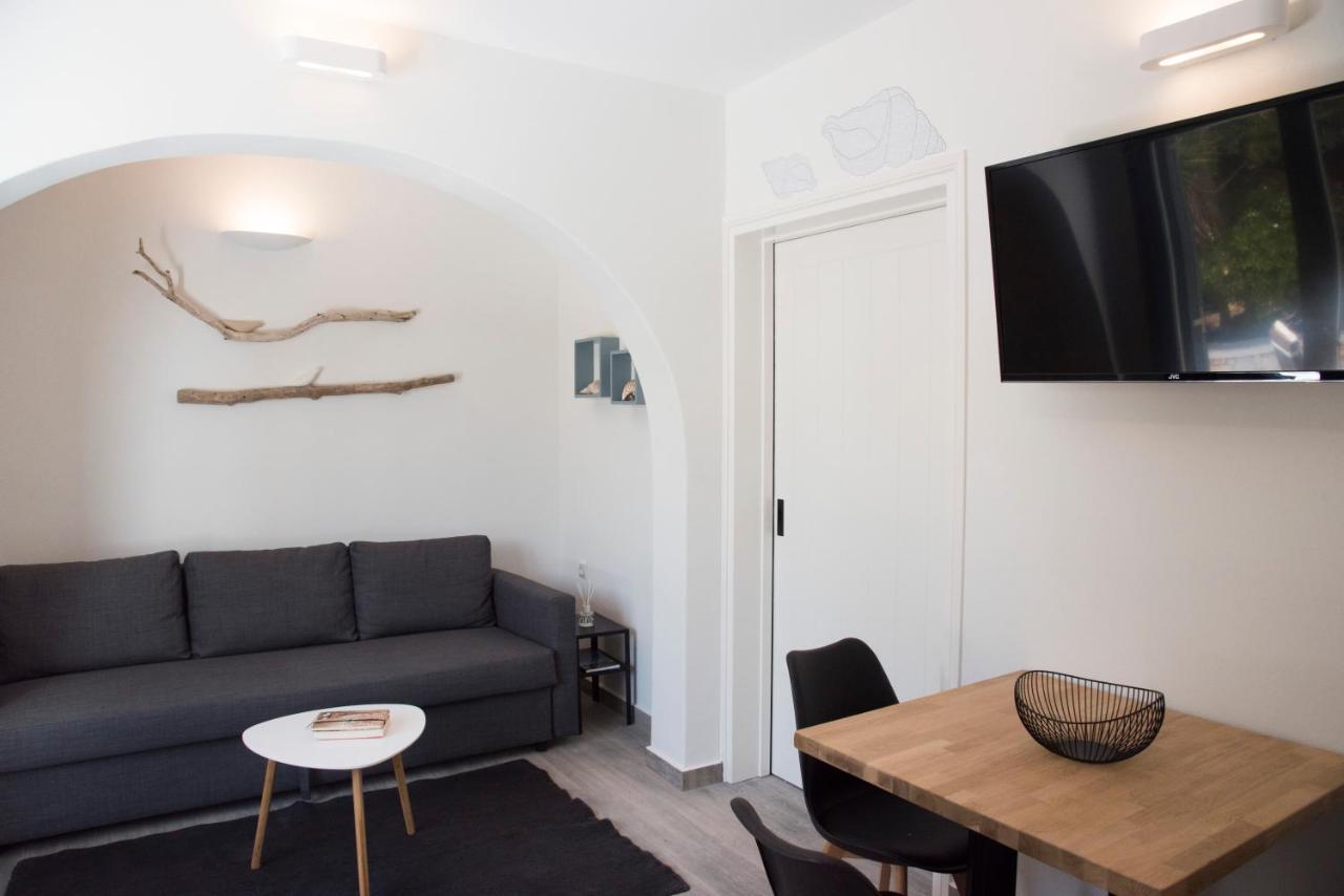 White New 1Bd House With Private Jacuzzi In Isterni Villa Isterni  Luaran gambar